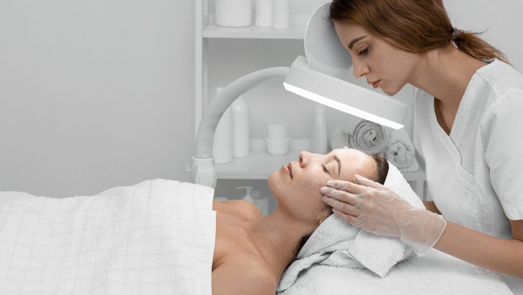 Radiofrecuencia fraccionada facial con activos europeos